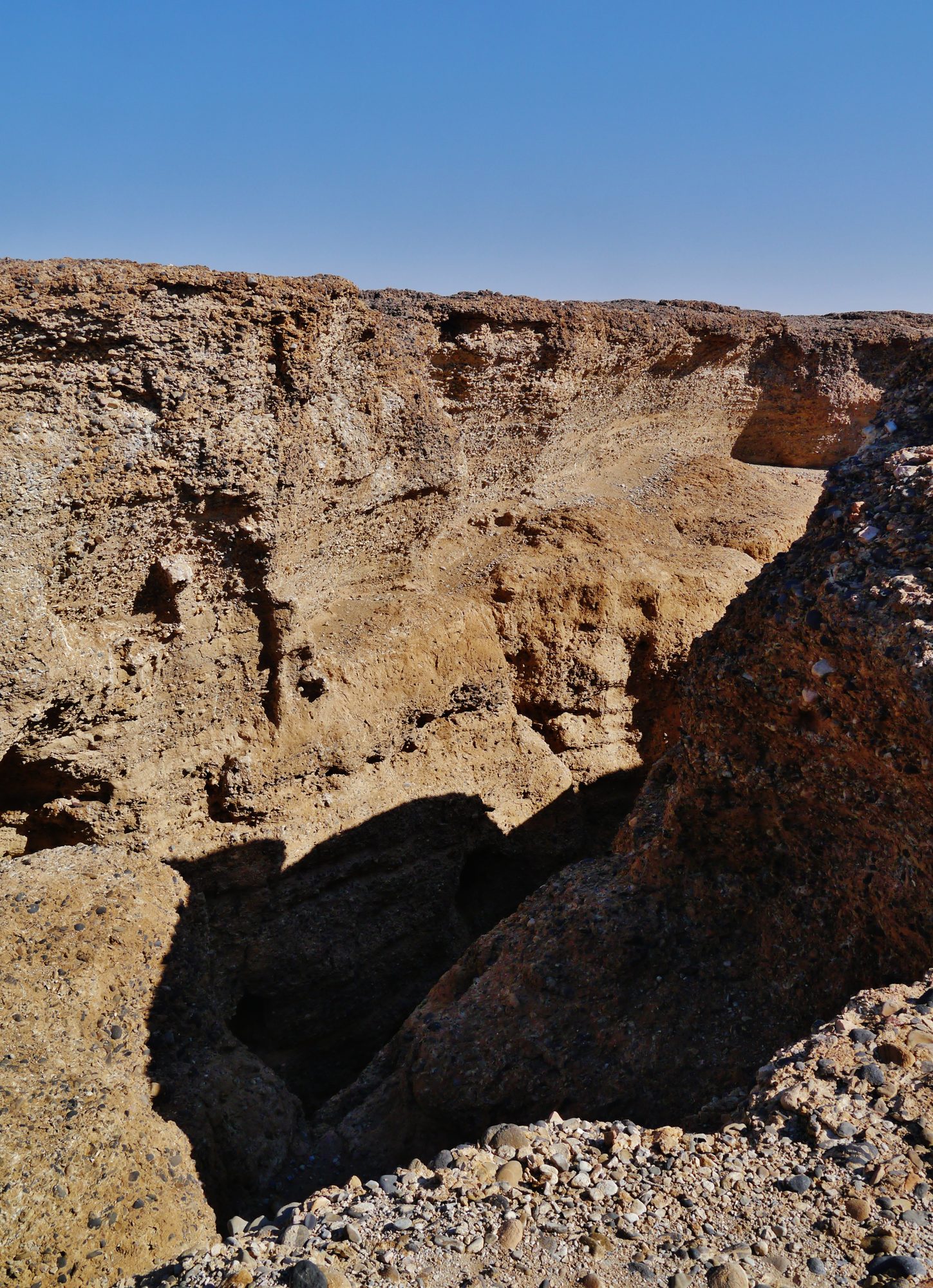 Sesriem Canyon rock walls